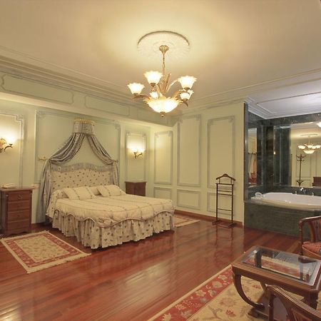 Pazo De Monterrei Hotel Ourense Eksteriør billede