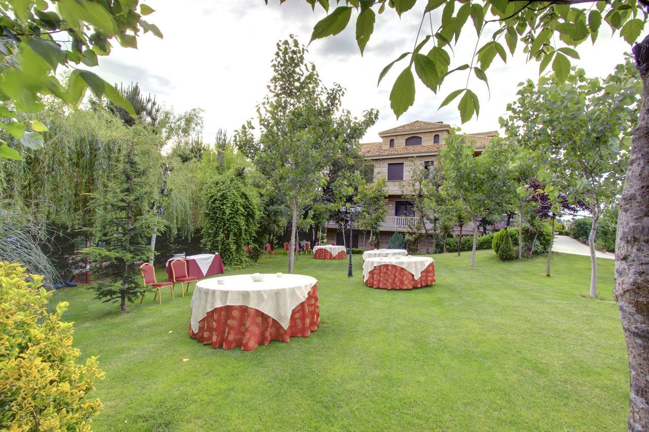 Pazo De Monterrei Hotel Ourense Eksteriør billede